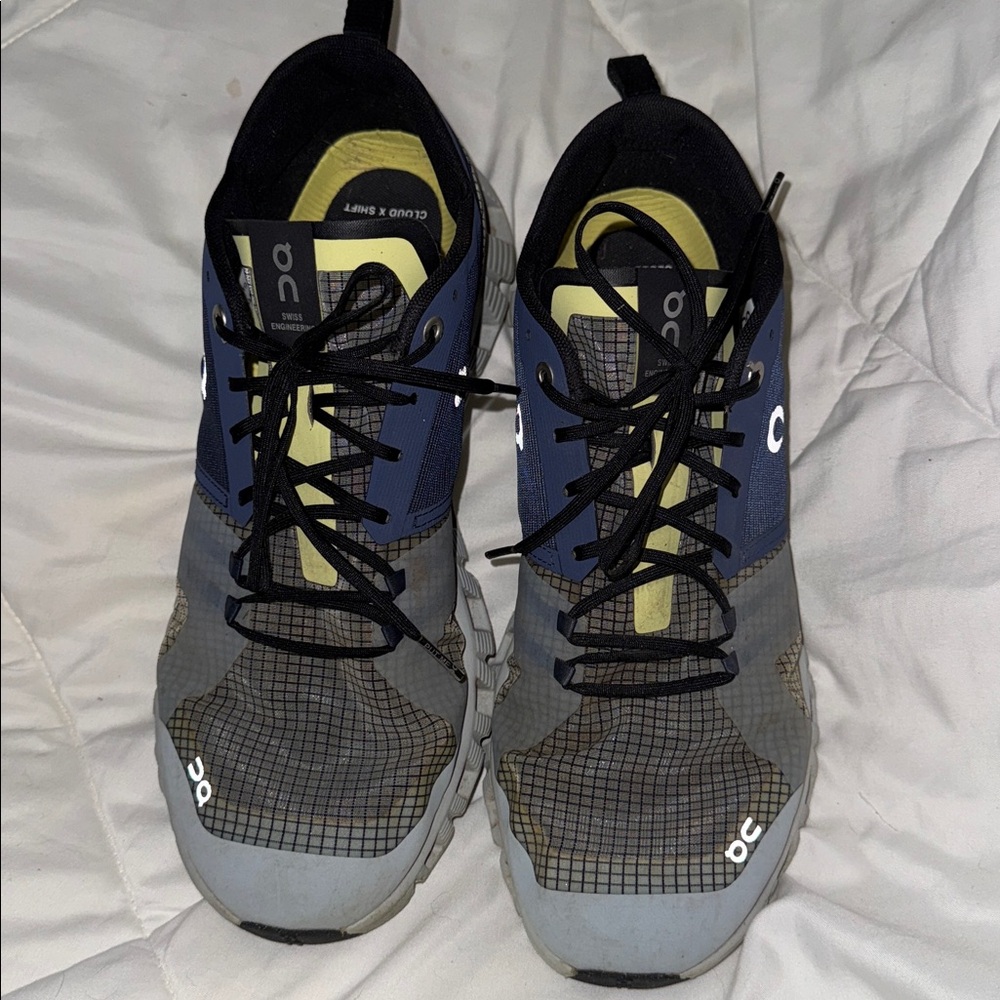 On Cloud Sneakers - image 5